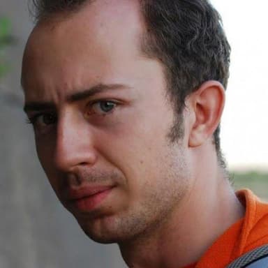 Дмитрий Петров