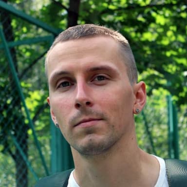 Максим Червонный