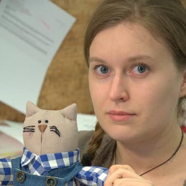 Варя Степанова